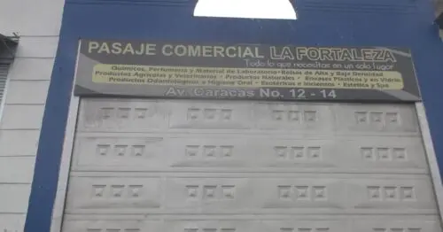 PASAJE COMERCIAL LA FORATLEZA PASAJE COMERCIAL LA FORATLEZA